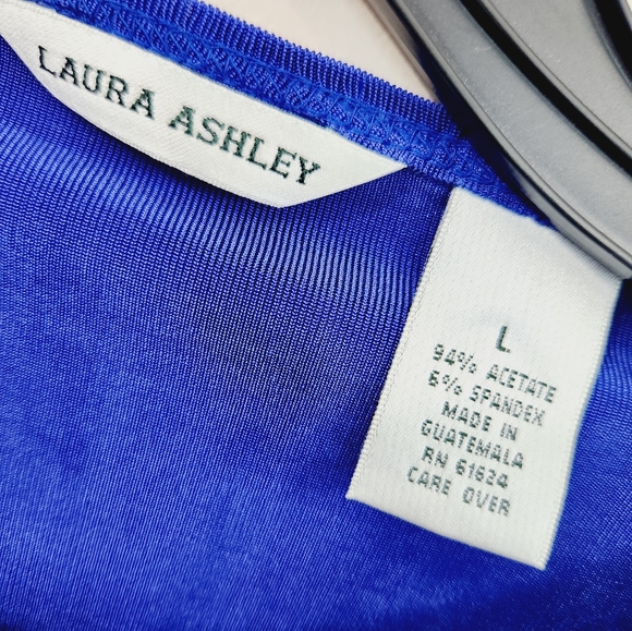 NWT Laura Ashley Easy Wear Blue Sleeveless Top - Picture 7 of 8